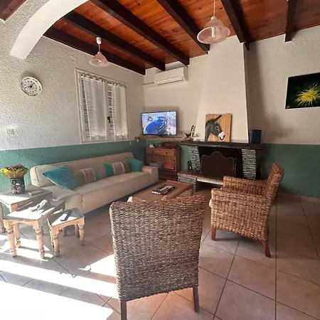 Holiday home Maison Sur La