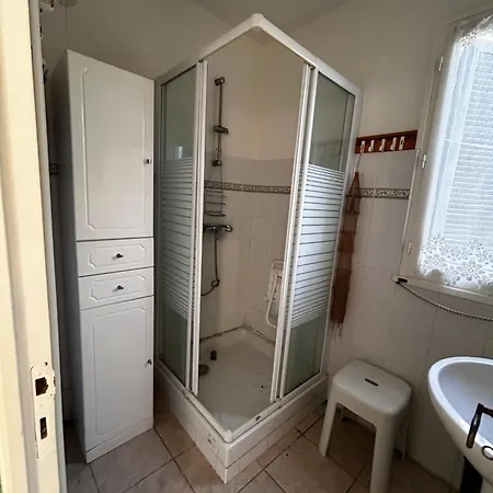 Holiday home Maison Sur La *